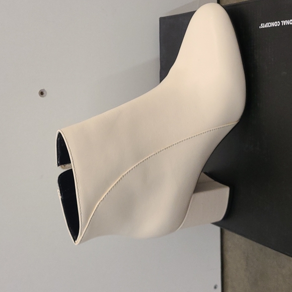 COPY - INC International Concept white Ankle Boot - Picture 3 of 5